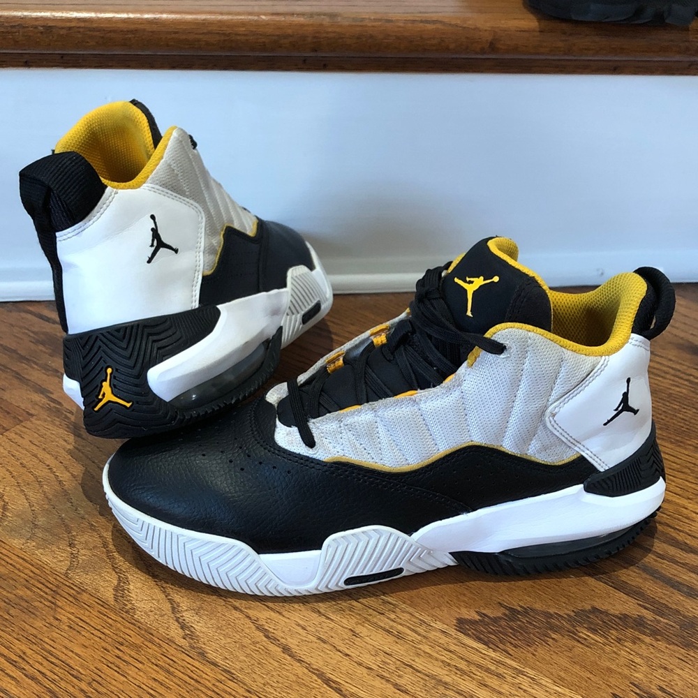 Jordan Stay Loyal White Taxi Black Size 6.5Y or 6.5 Men!